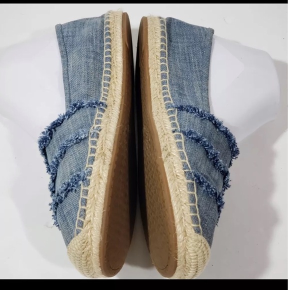 Michael Kors denim slip on! - Picture 4 of 6